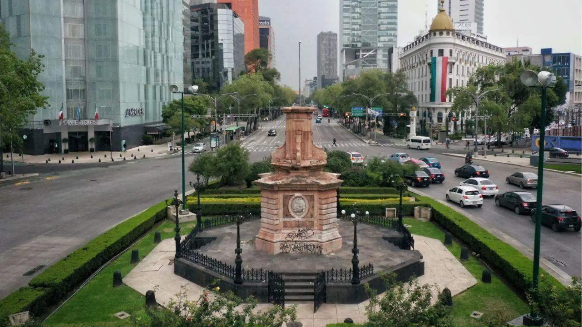 Antigua glorieta de Colón ya sin la estatua del personaje